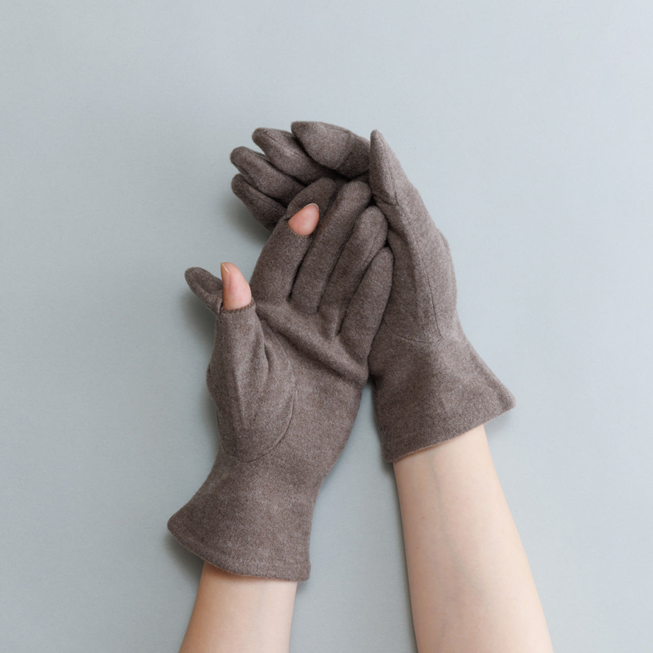 【WOMEN】URUOSU グローブ