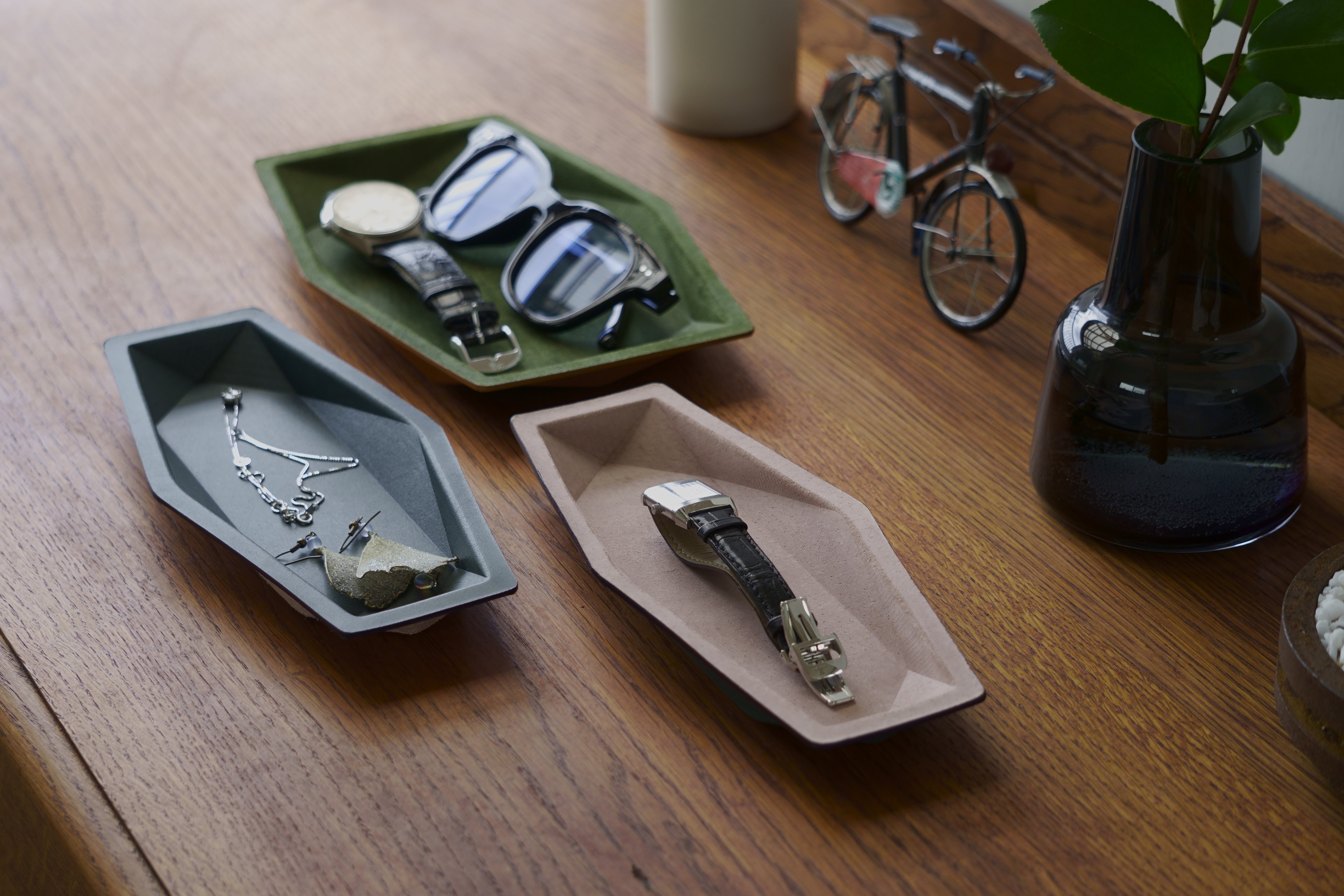 コルムヘキサレザートレイM<相手が選べるギフト対象>