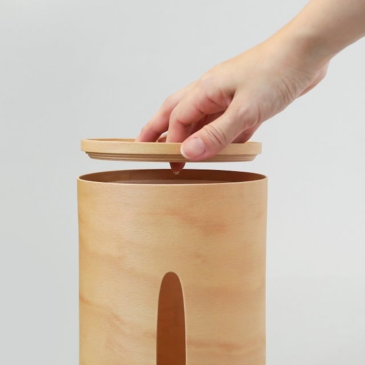 ティッシュボックス