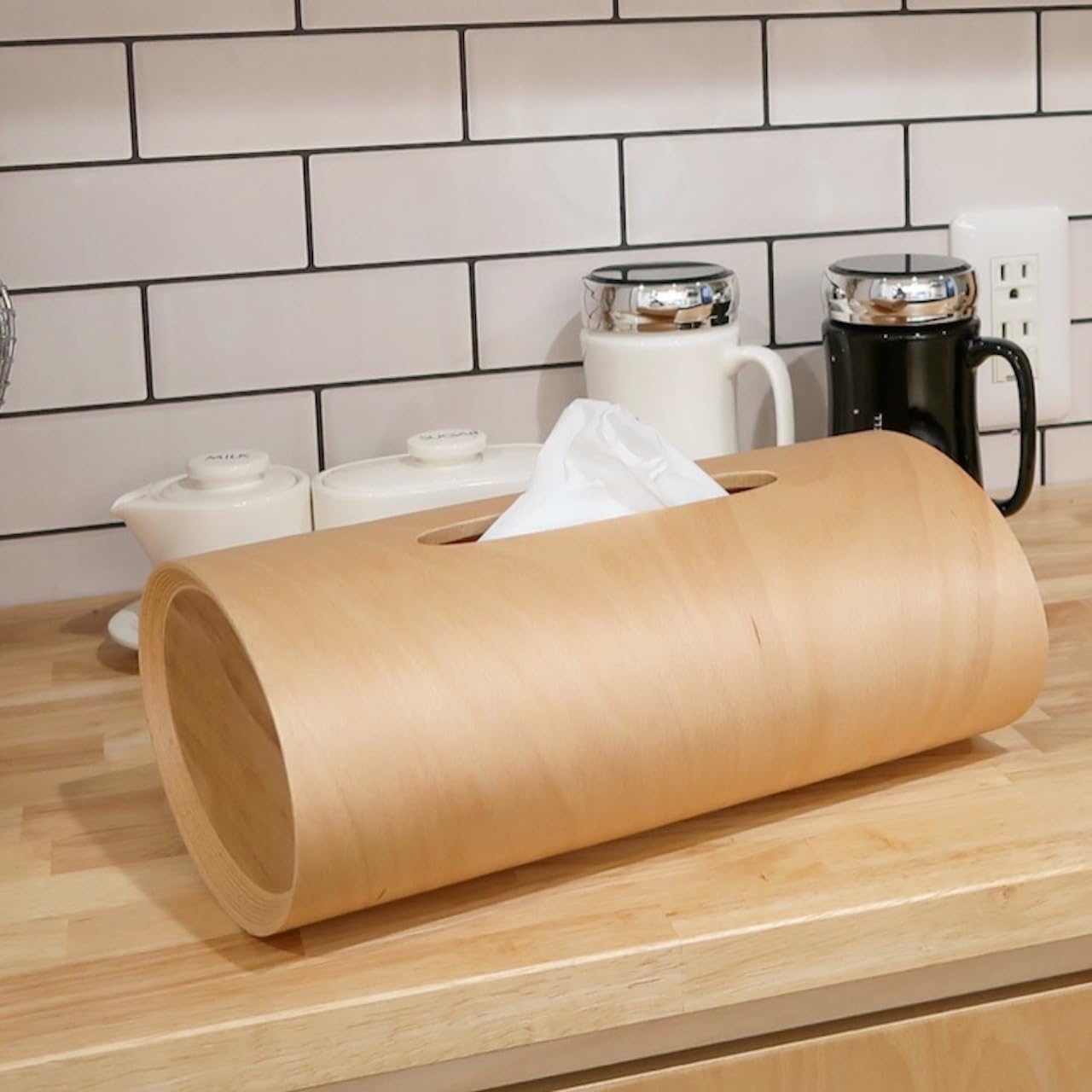 ティッシュボックス