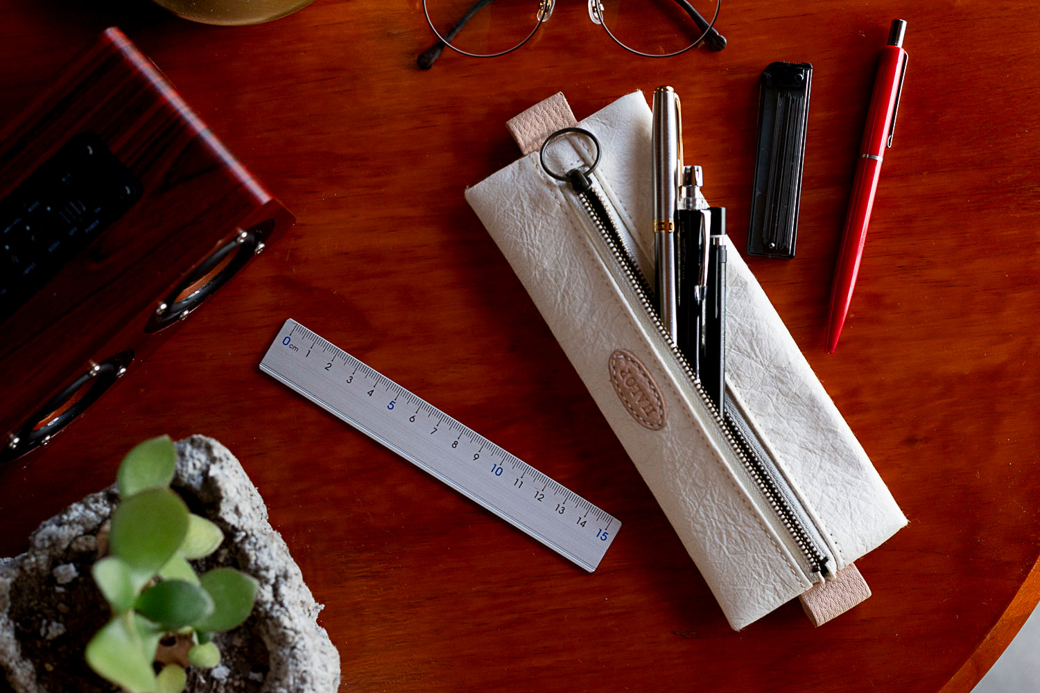 flat pencase