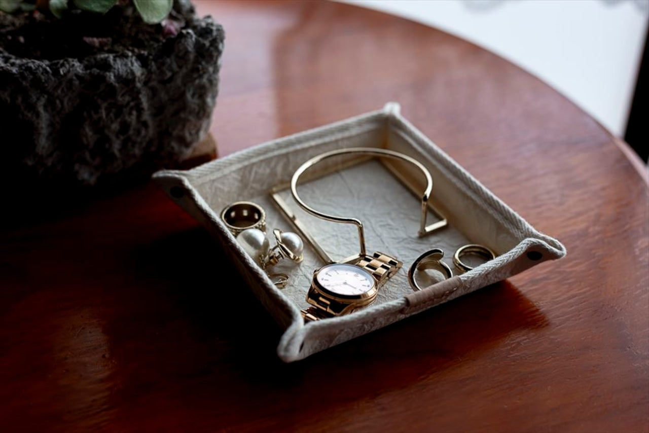 square tray